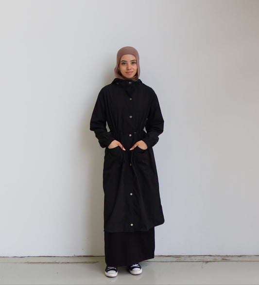 Lara Windbreaker