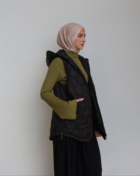 Tri-Zip Puffer Vest