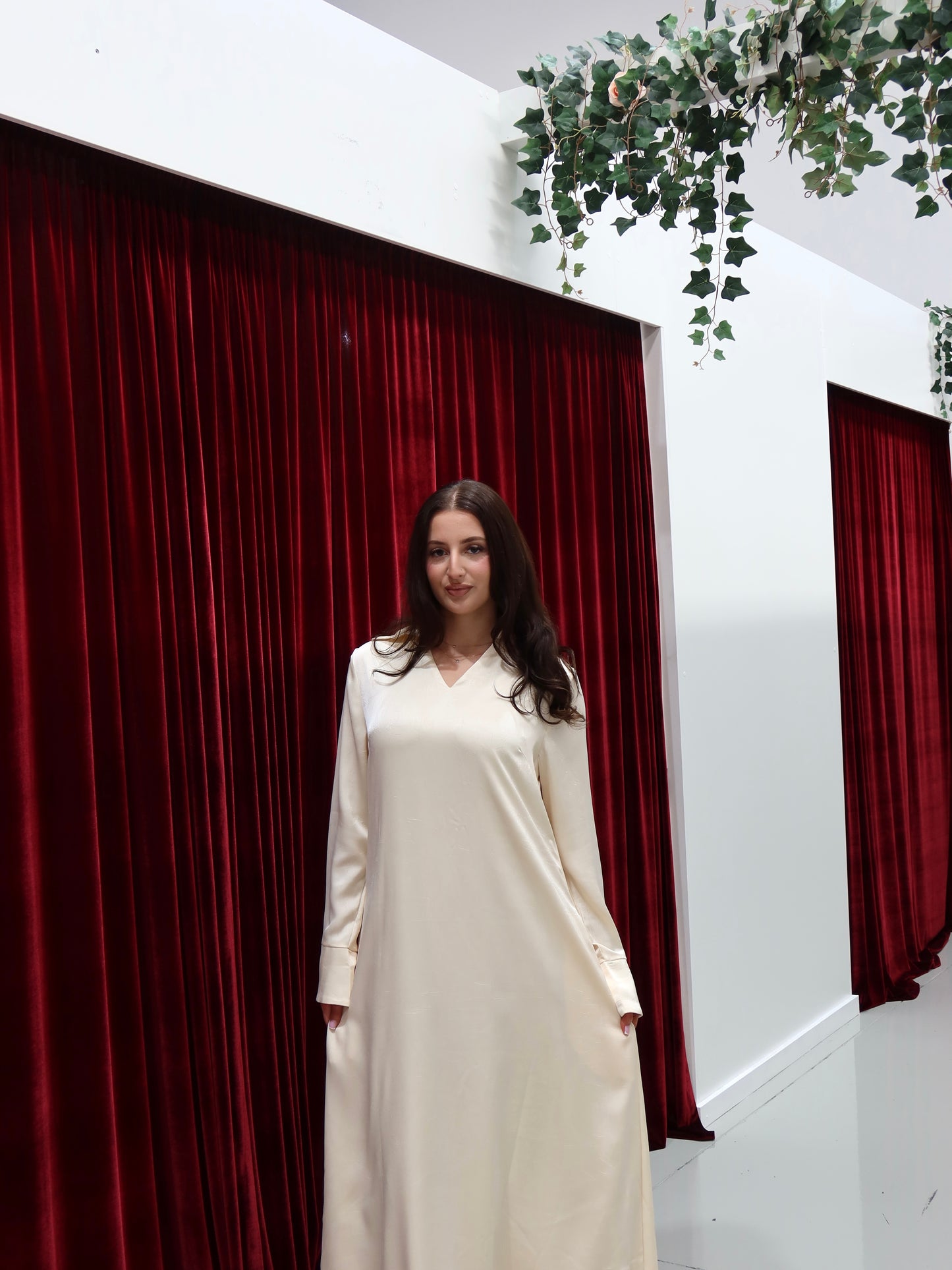 Thalia Satin Abaya