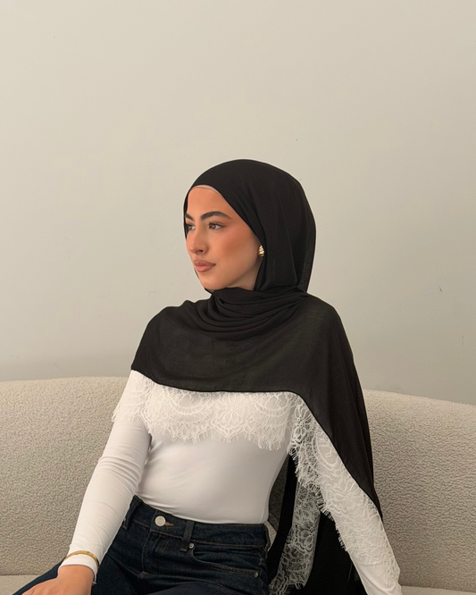 Black/W Lace Modal
