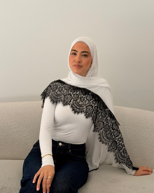 2.0 White/B Lace Modal
