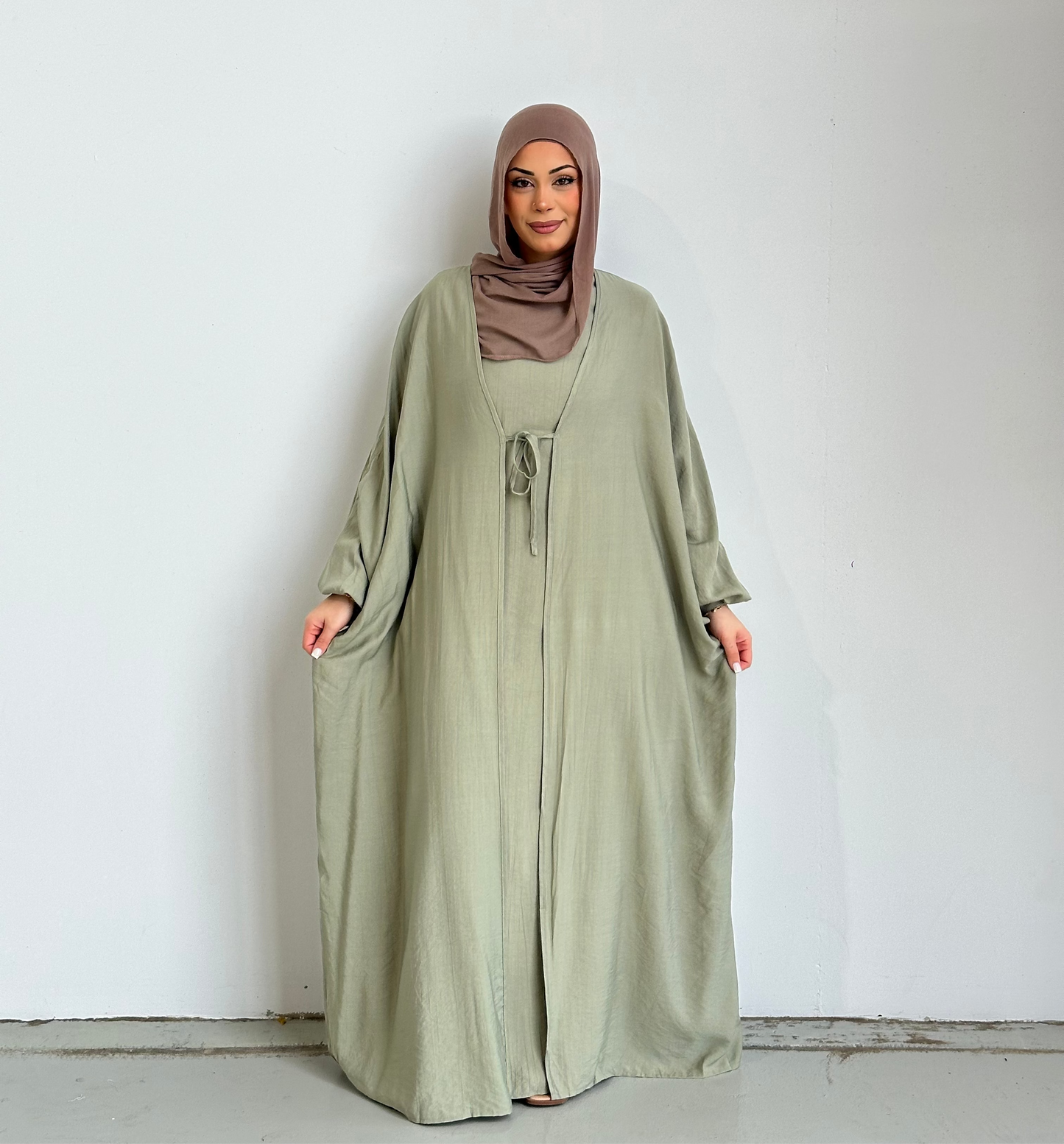 Kiara Abaya Set