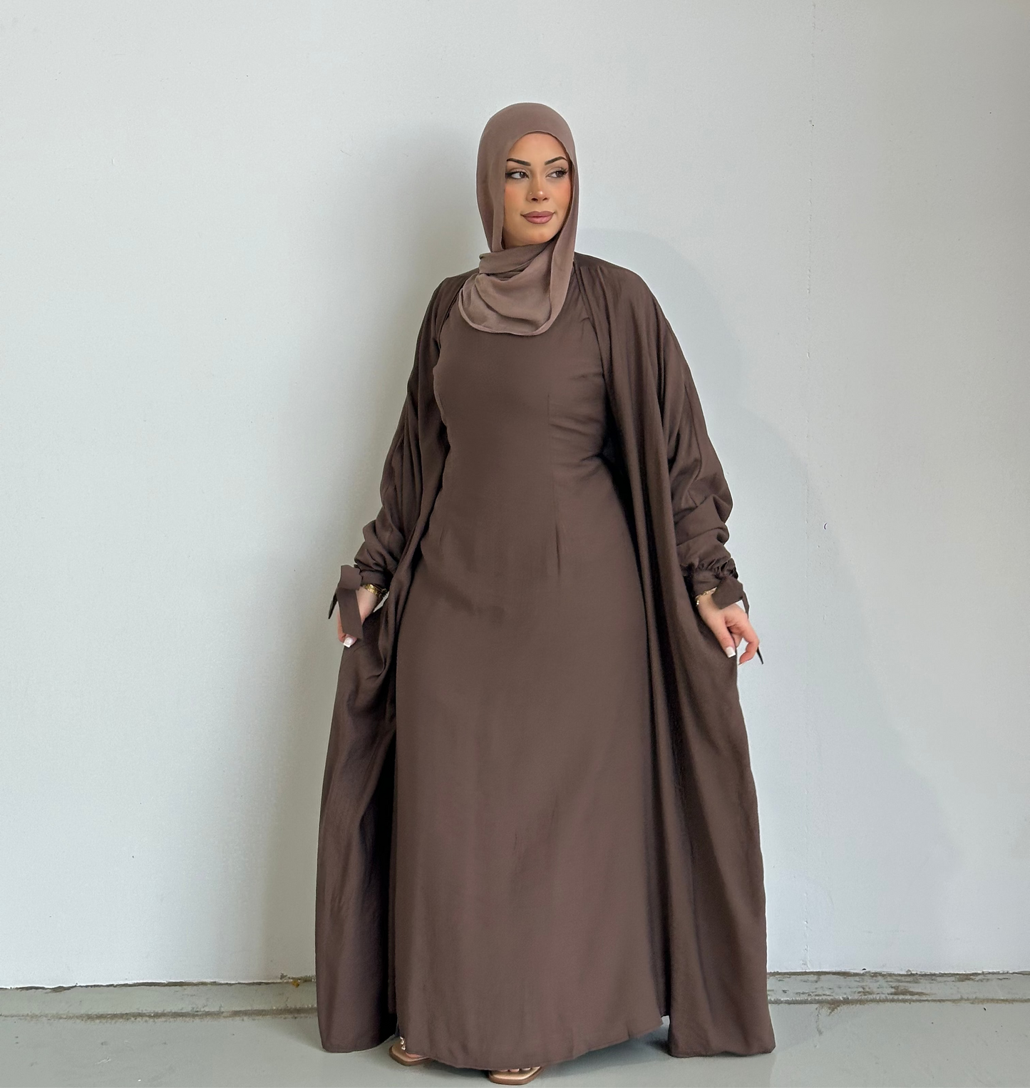 Kiara Abaya Set