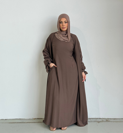 Kiara Abaya Set