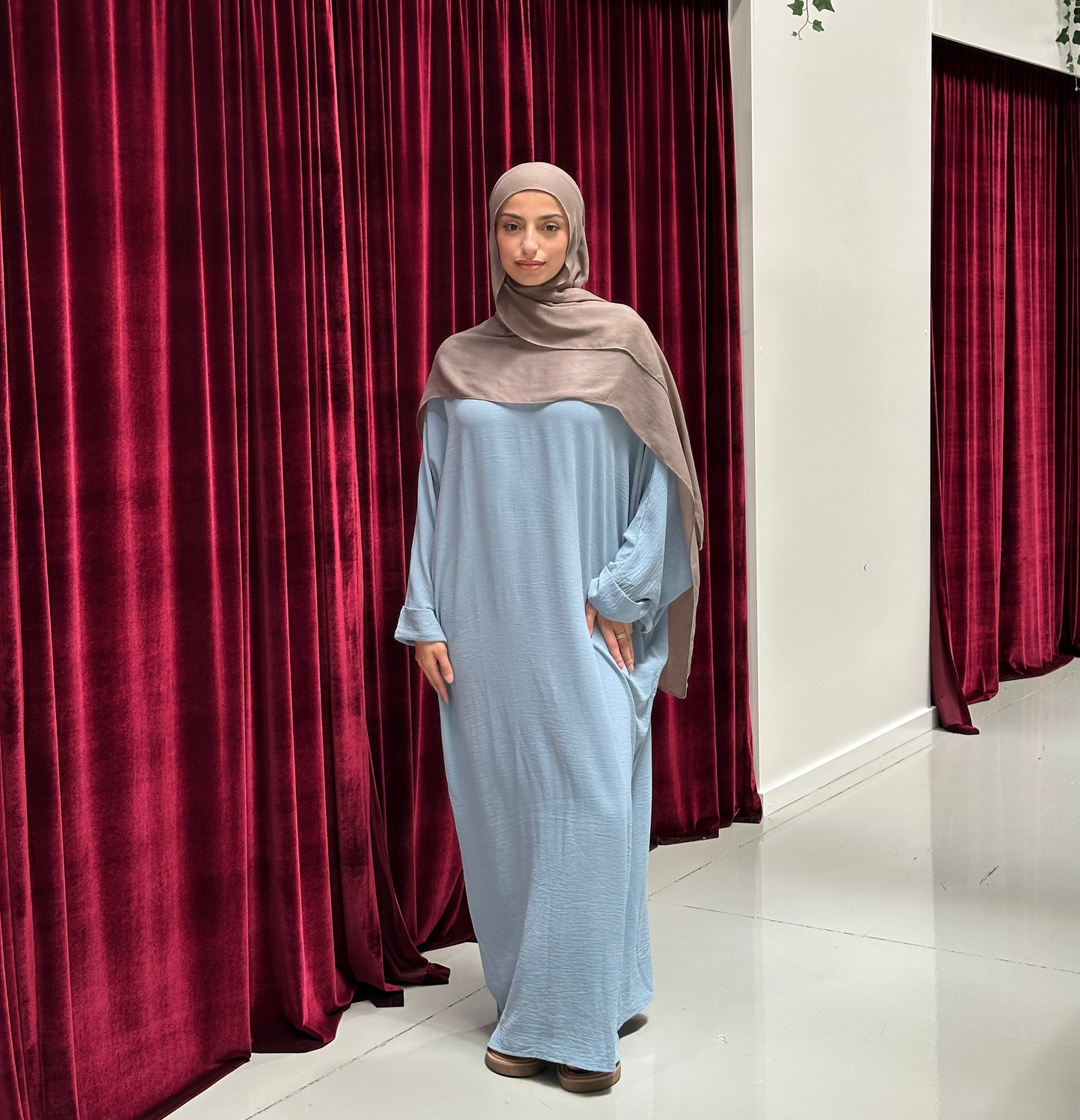 Anika Batwing Abaya
