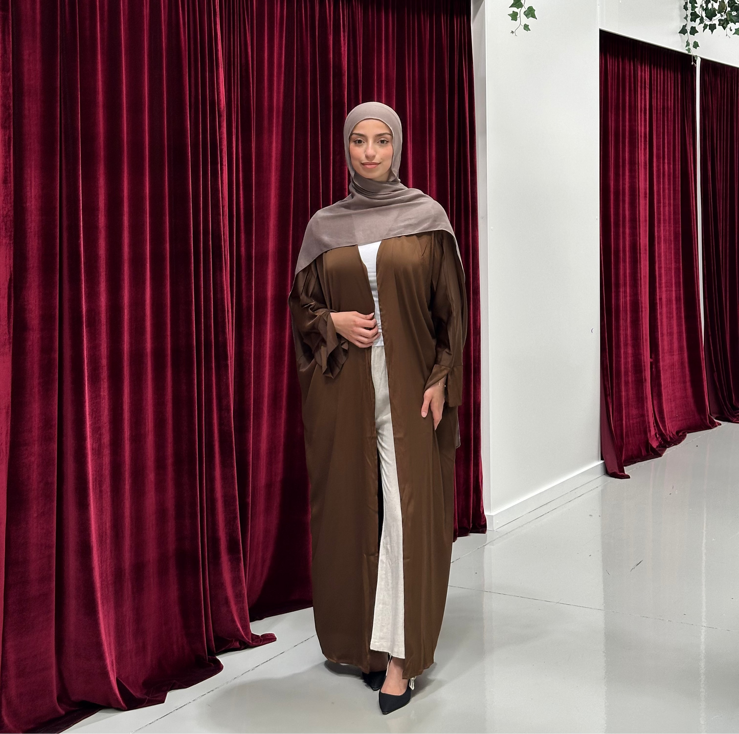 Ayana Batwing Open Abaya