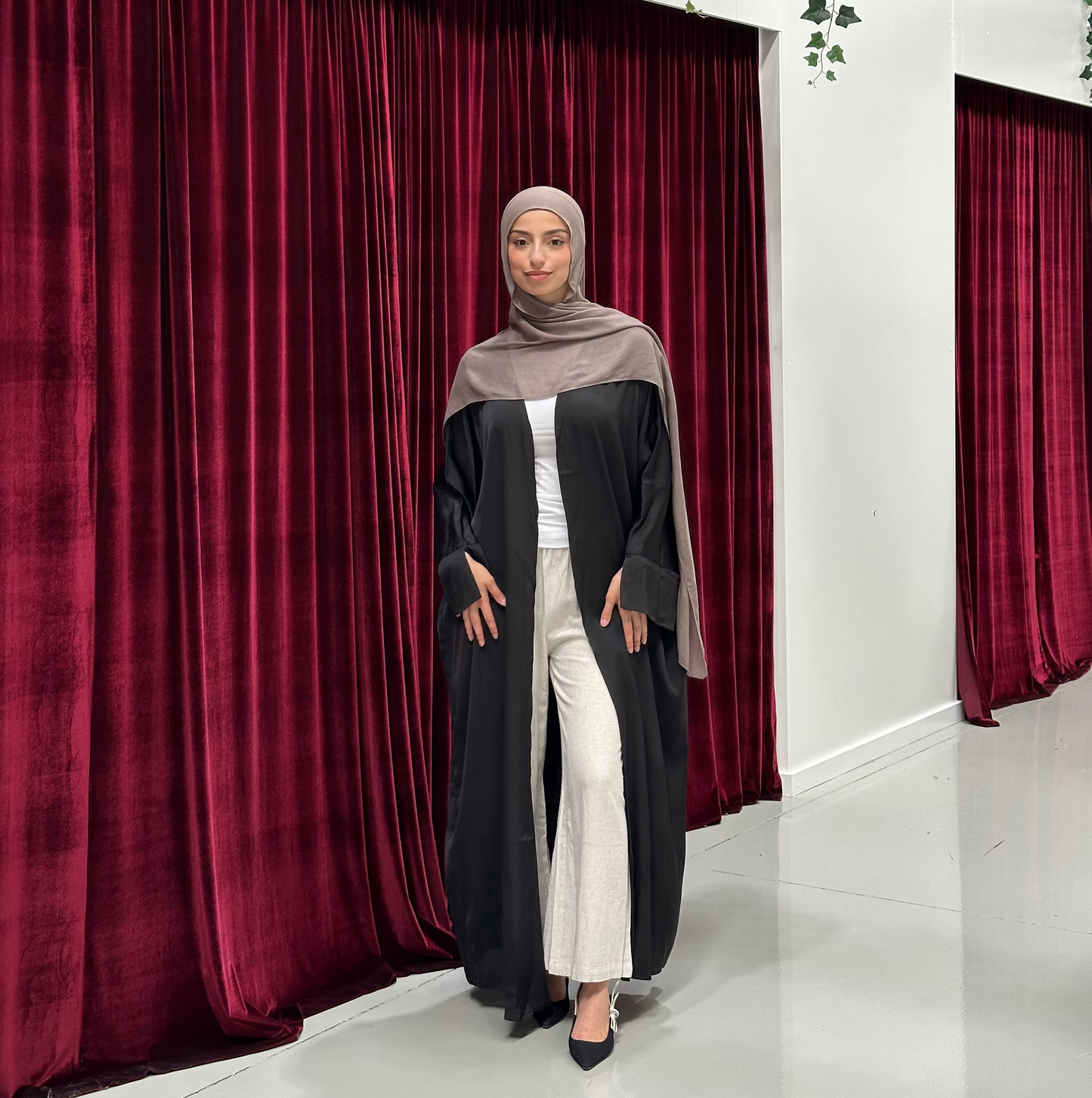 Ayana Batwing Open Abaya