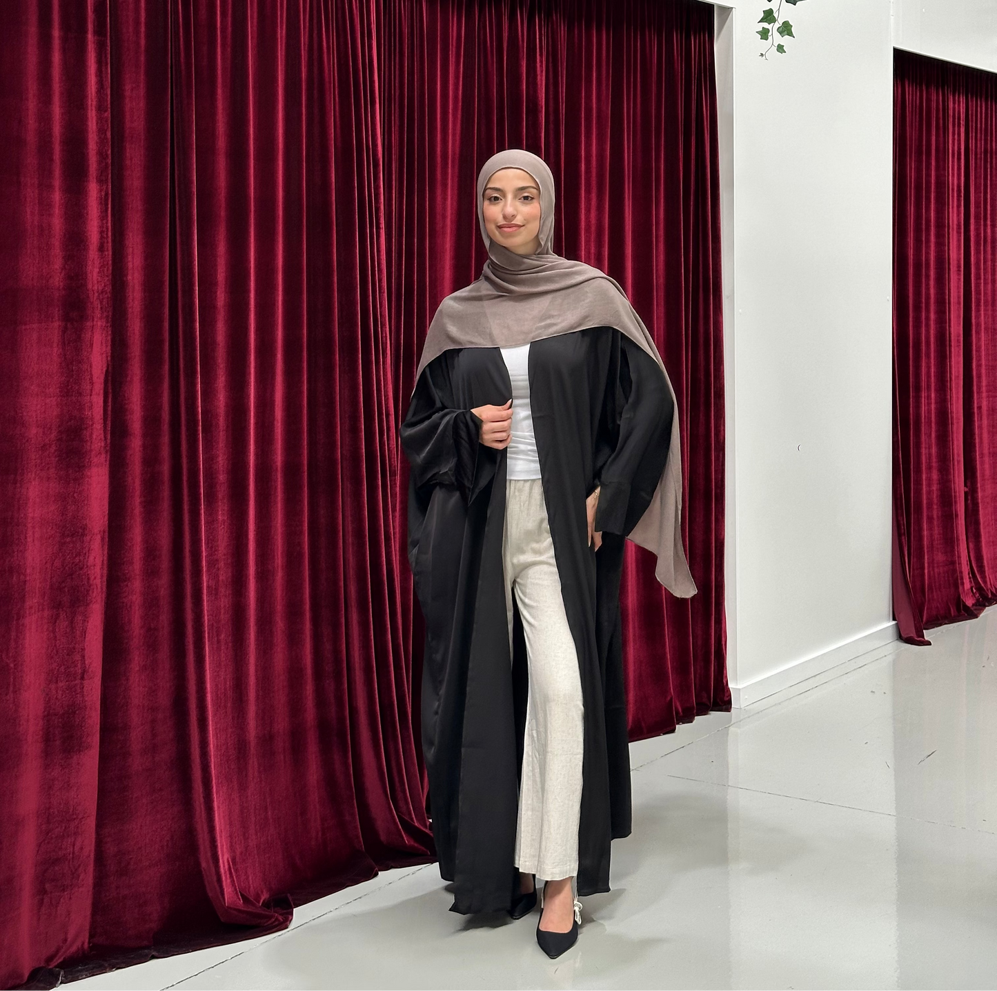 Ayana Batwing Open Abaya