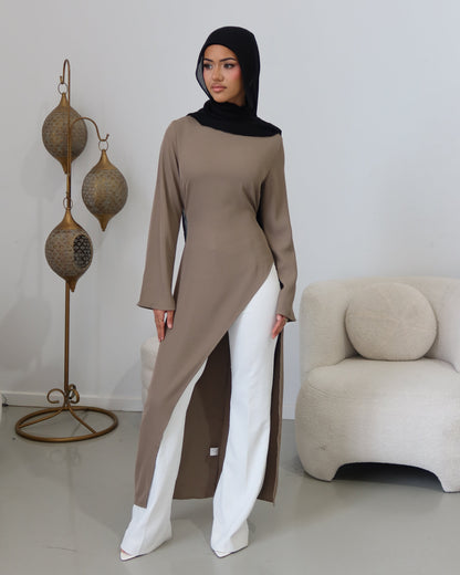 Mary Slit Top