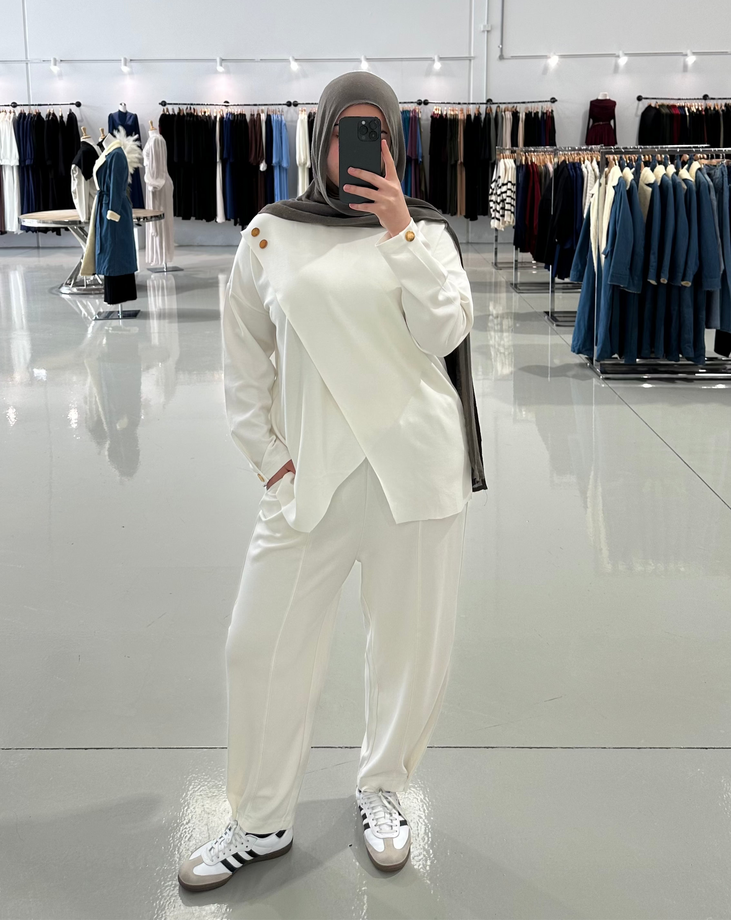 Dina Asymmetrical Set