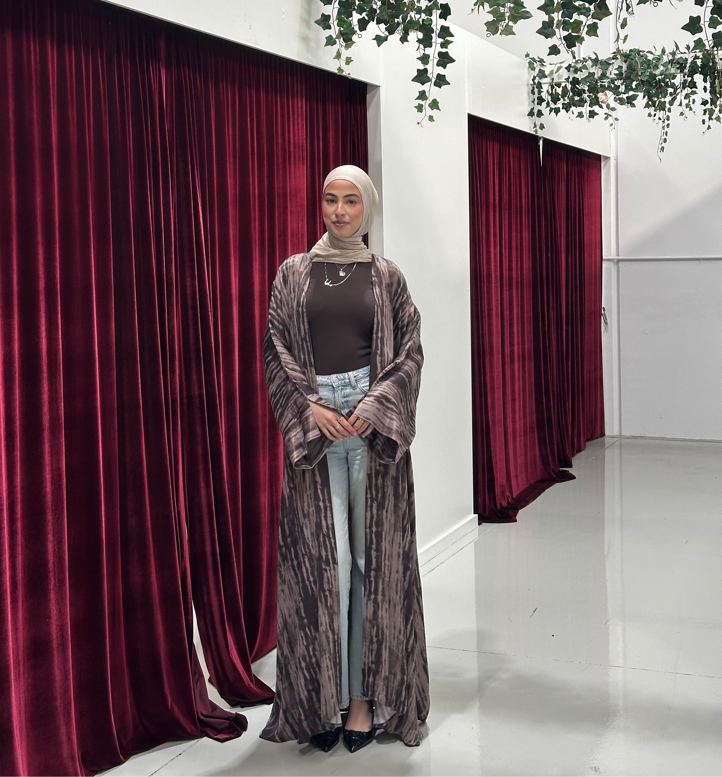 Rylan Open Abaya