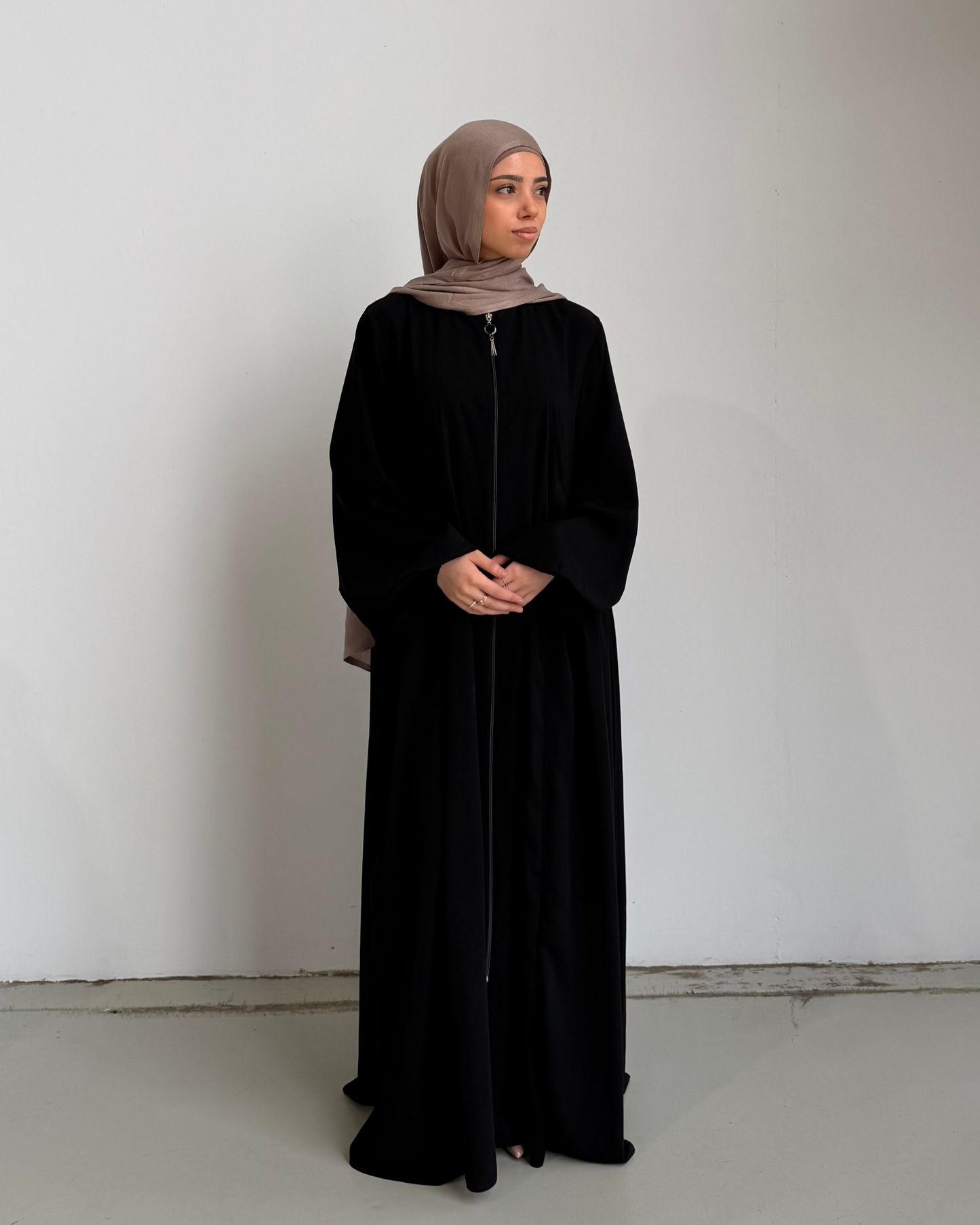 Ipek Zip Abaya
