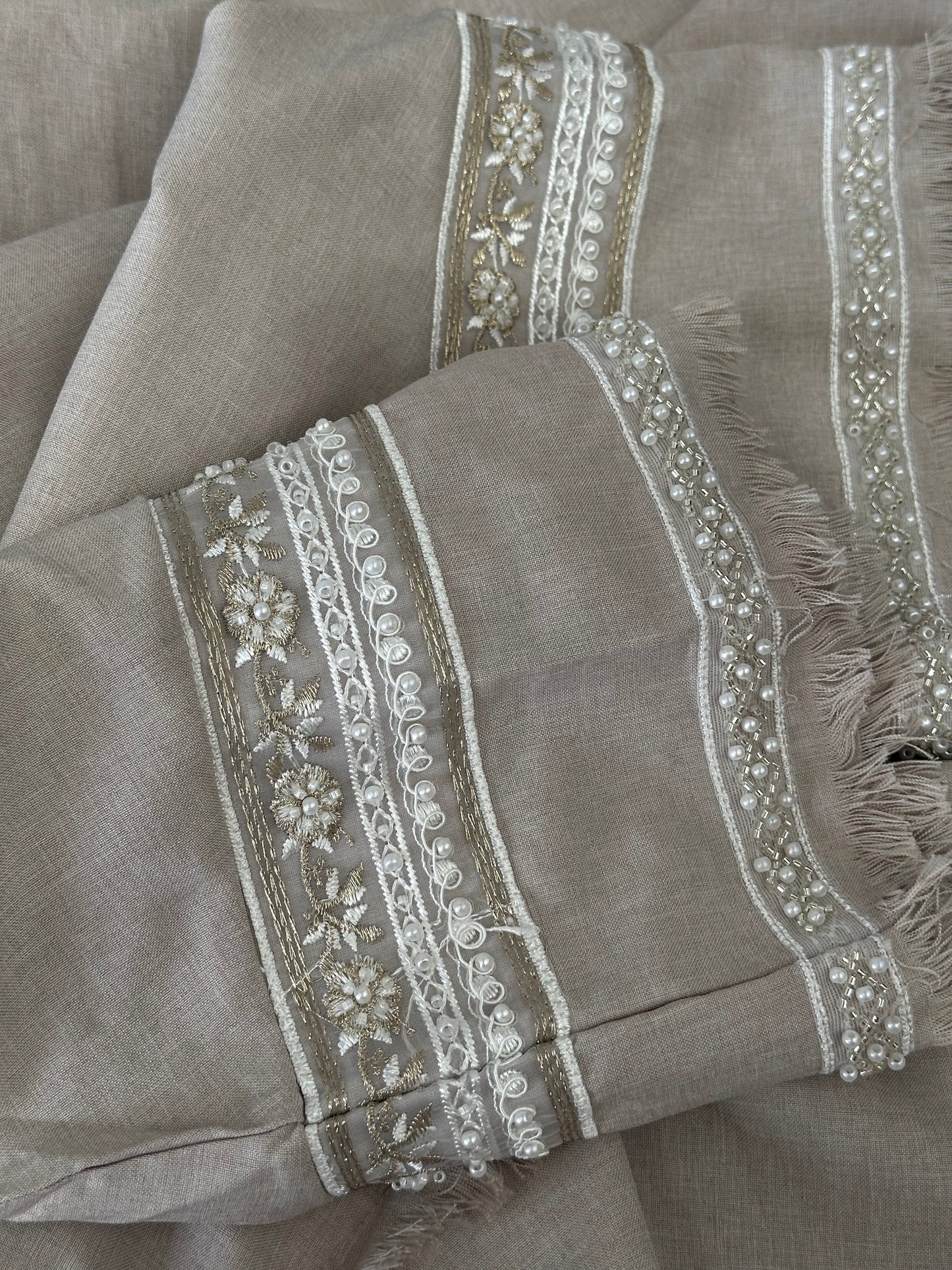 Amirah Open Abaya