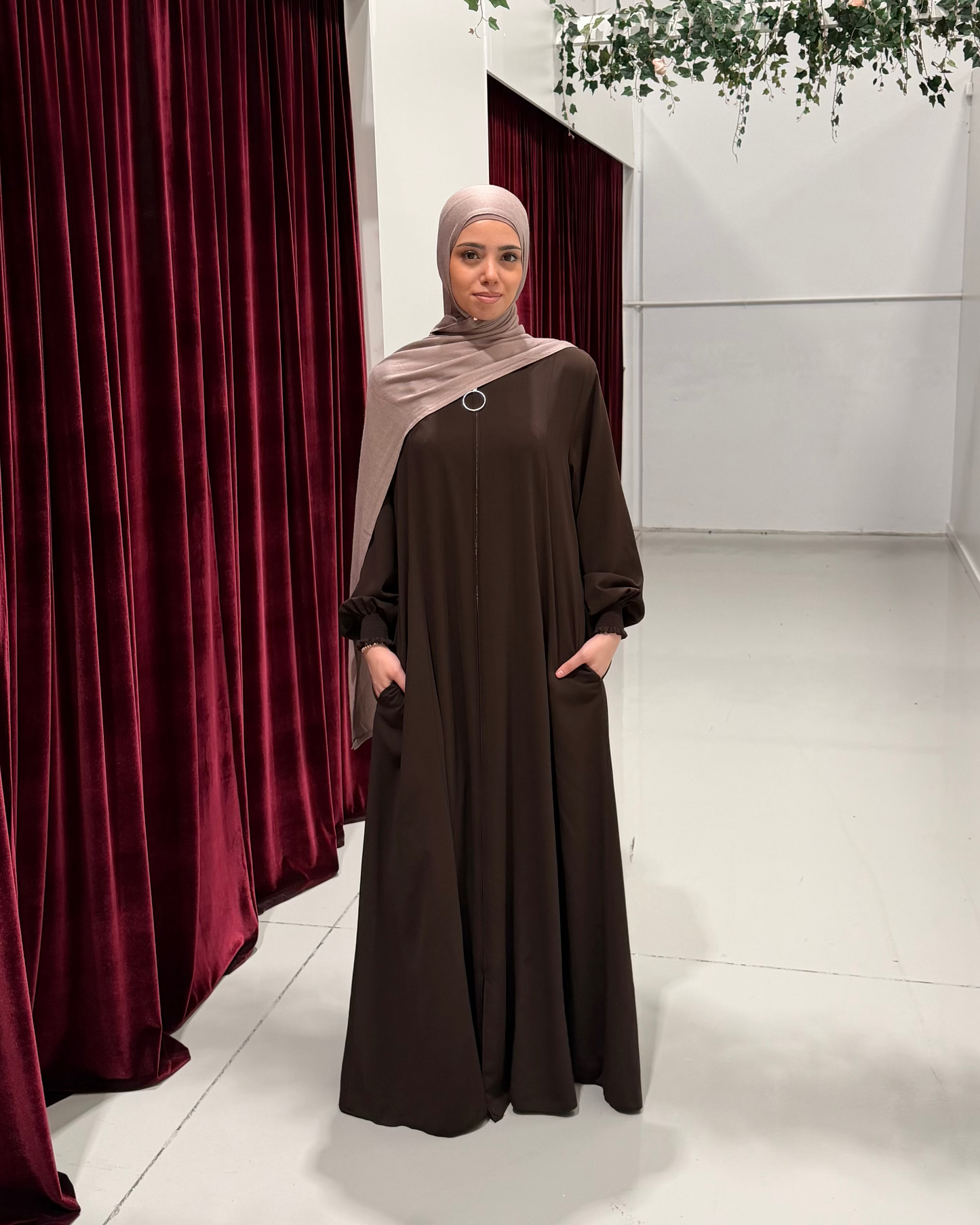 Loop Abaya