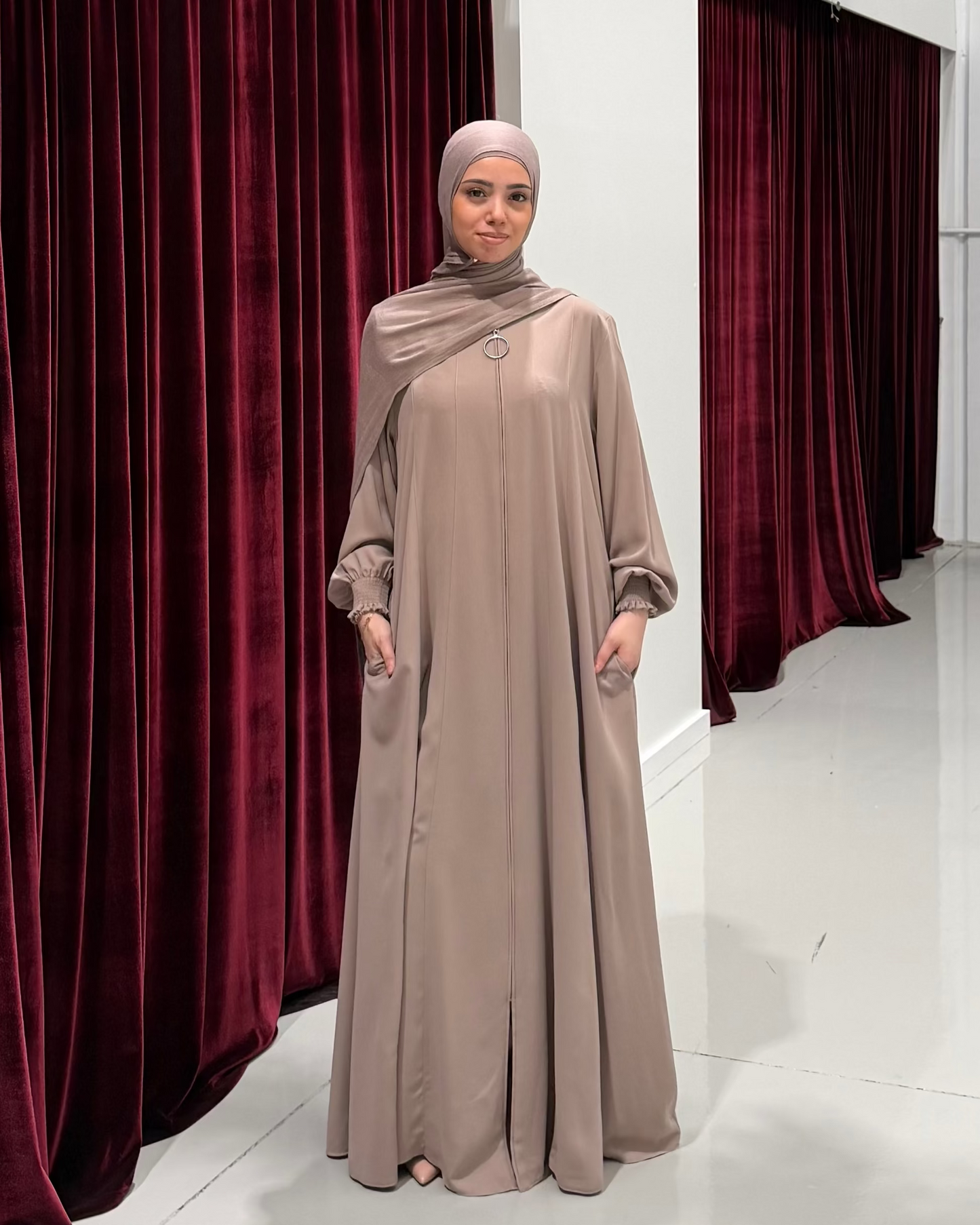 Loop Abaya