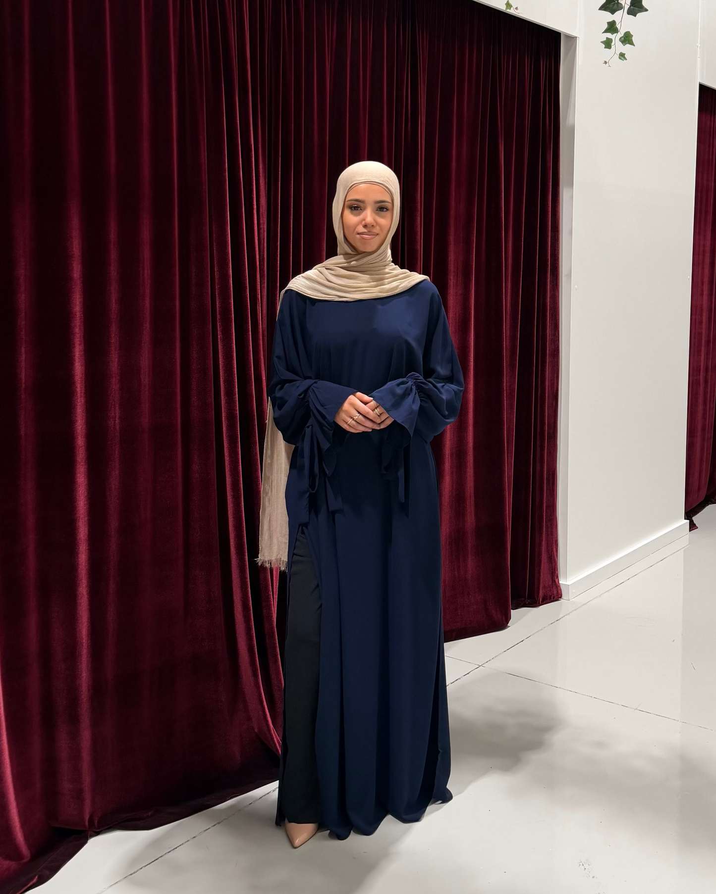 Nuha Split Abaya 2.0