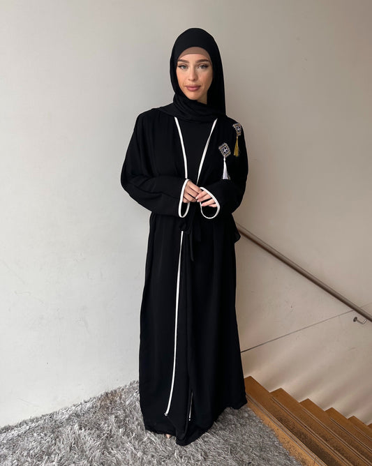 Nada Tassel Open Abaya