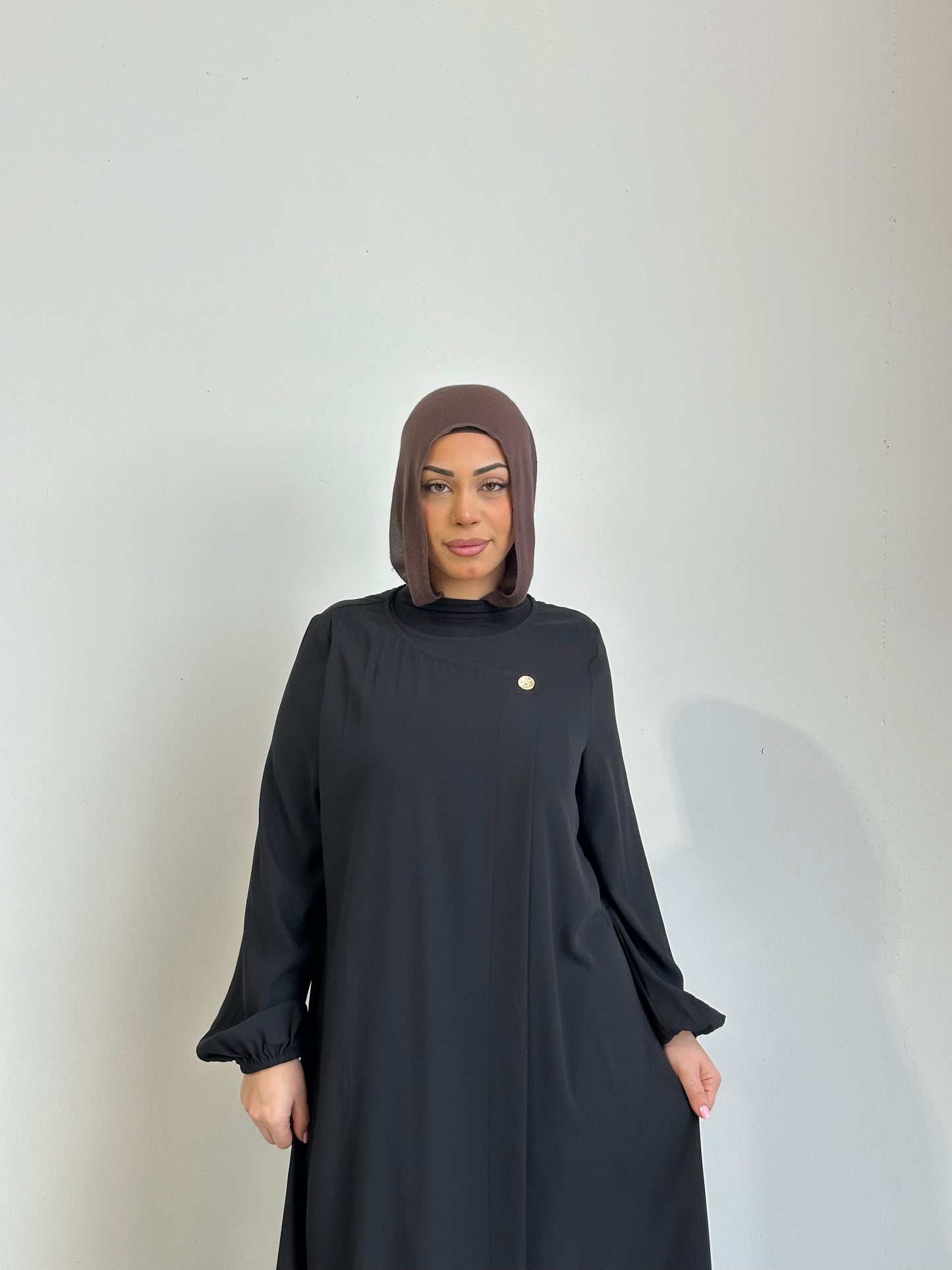 Manar Tie Abaya