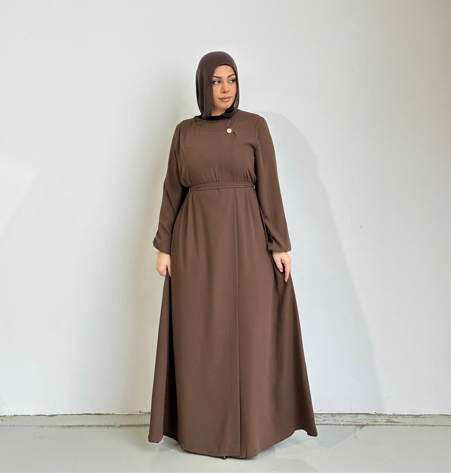 Manar Tie Abaya