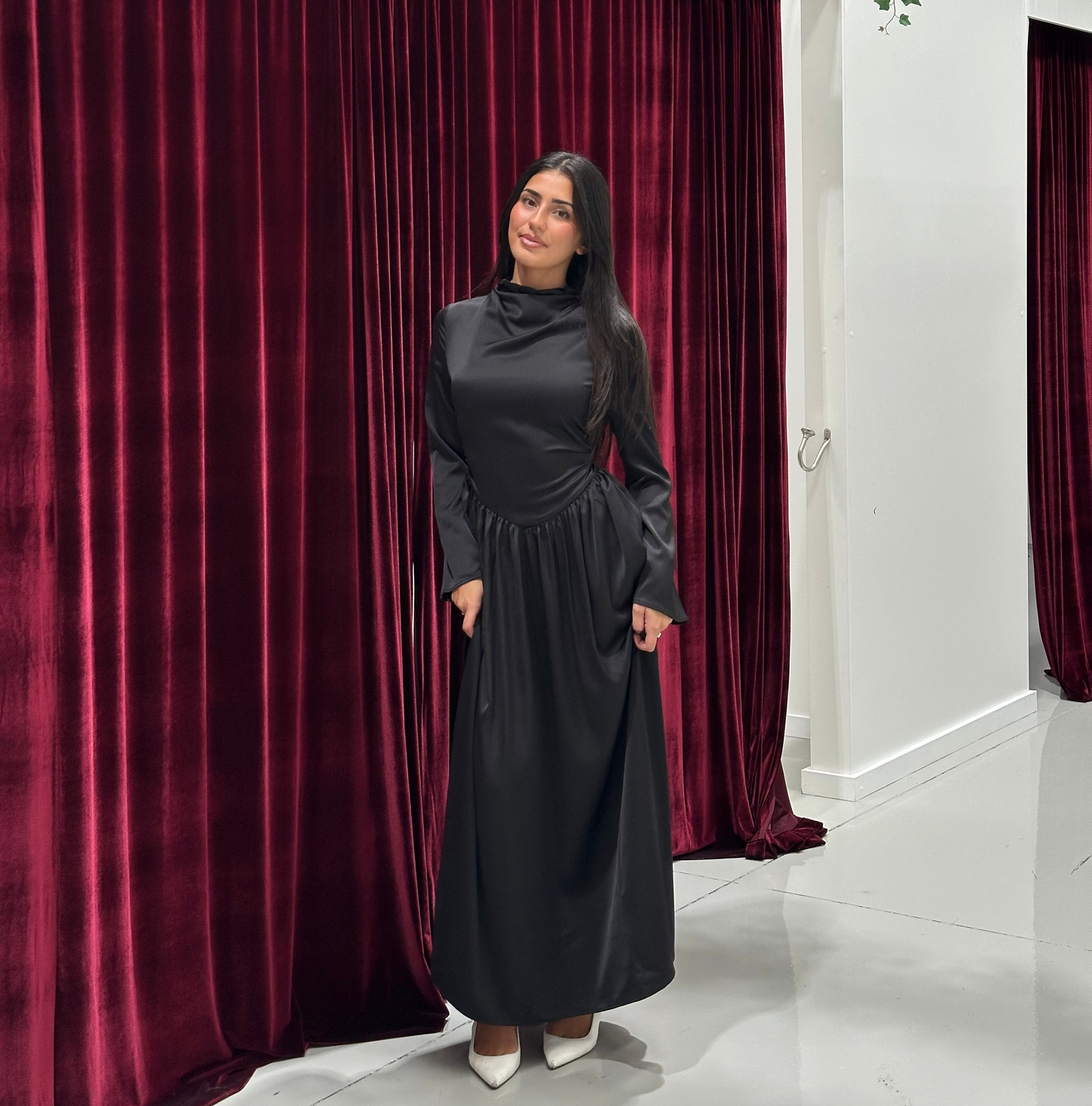 Sia Satin Dress
