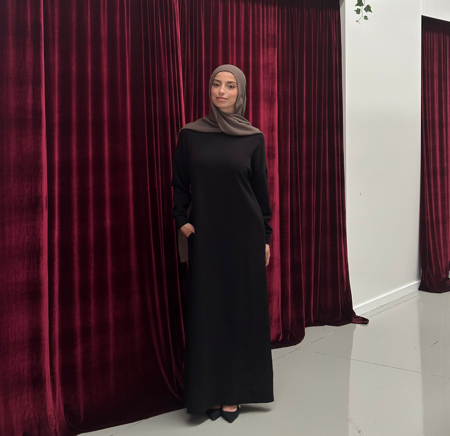 Jameela Abaya