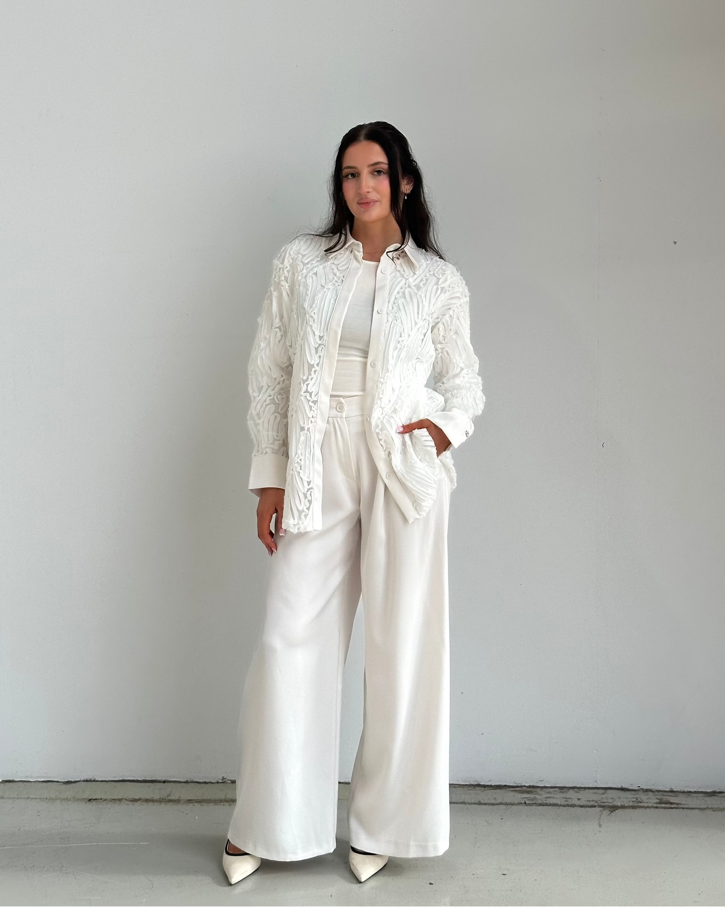 Ivania Formal Set
