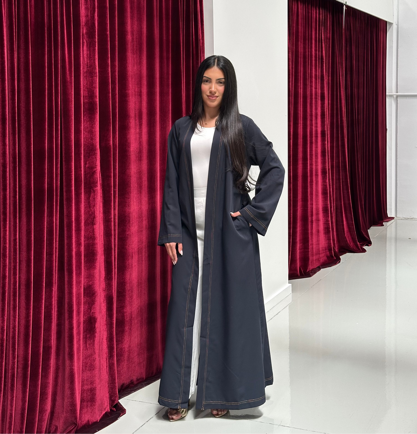 Sahra Open Abaya