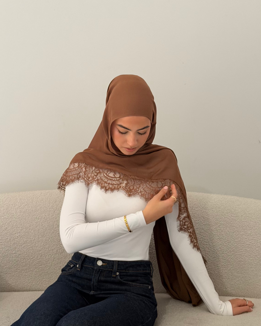 Brown Lace Modal