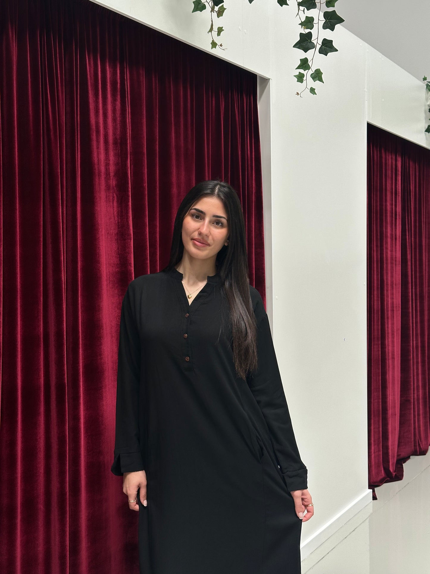 Alara Linen Abaya